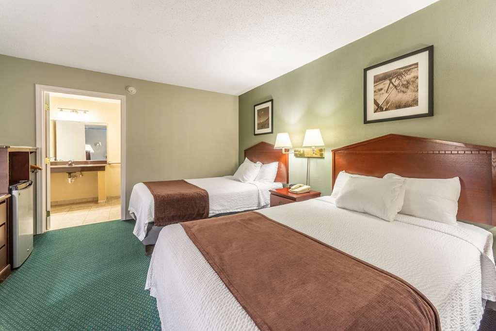 Quality Inn & Suites Vandalia Near I-70 And Hwy 51 Habitación foto